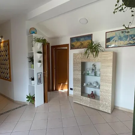 Apartment Mavericklodge LʼAquila